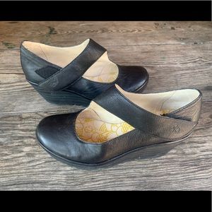 Fly London Wedges 39